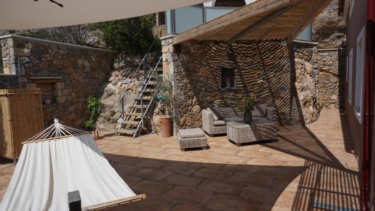 Villa Arhondiko Luxury House à Sougia Extérieur photo